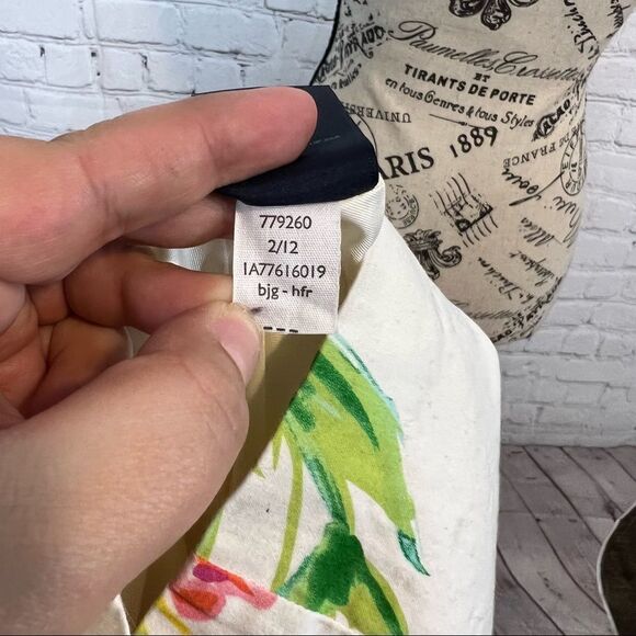 Tommy Hilfiger Sleeveless Floral Razorback Dress size 8 - Picture 11 of 11